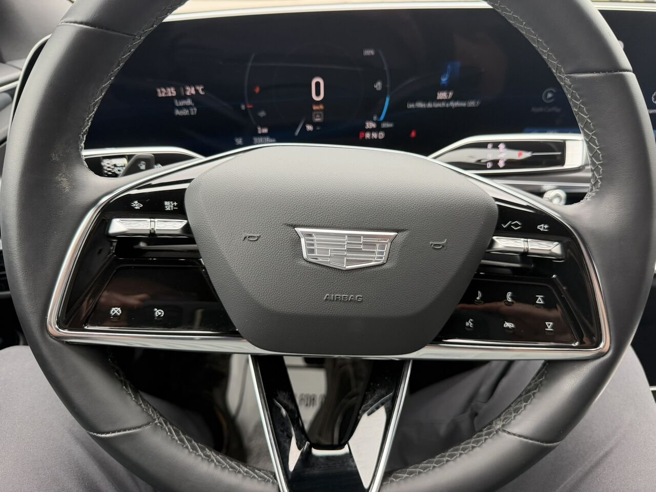 Cadillac LYRIQ Tech FINANCEMENT À PARTIR 0.99% 2024 Rouge Laval - photo #15