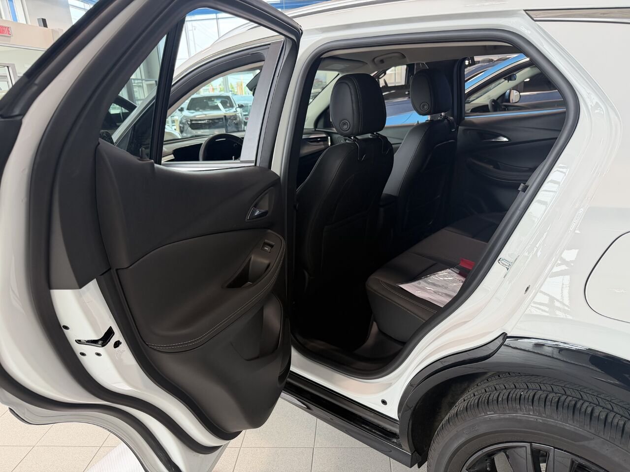 BUICK ENCORE GX SPORT TOURING Tourisme sport 4 portes TI 2024 Blanc Ottawa & Gatineau - photo #8