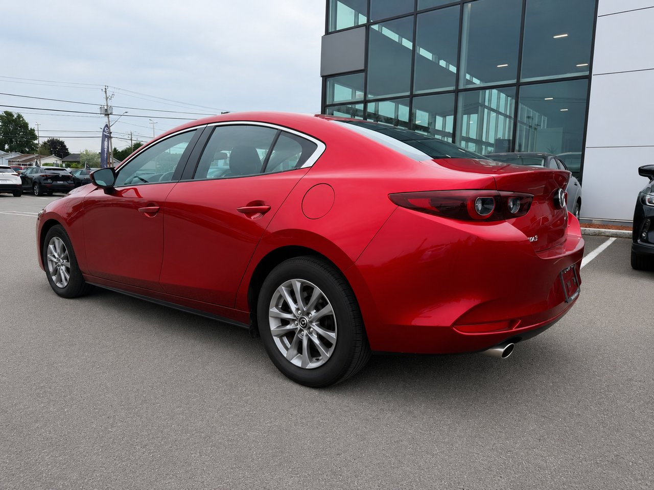 2024 Mazda Mazda3 GS Red Châteauguay - photo #5