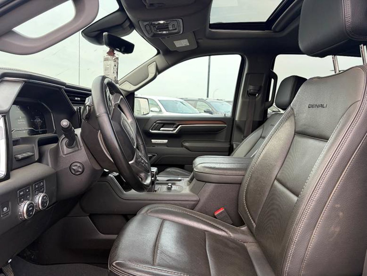 2025 GMC Sierra 1500 4WD Crew Cab 147 Denali Grey Sherwood Park - photo #5