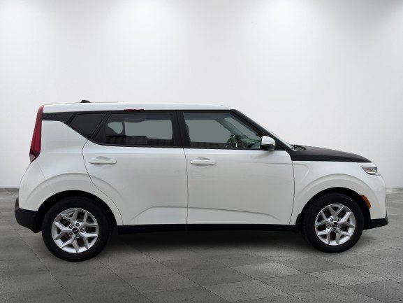 Kia Soul 2022 Blanc Thetford Mines - photo #2