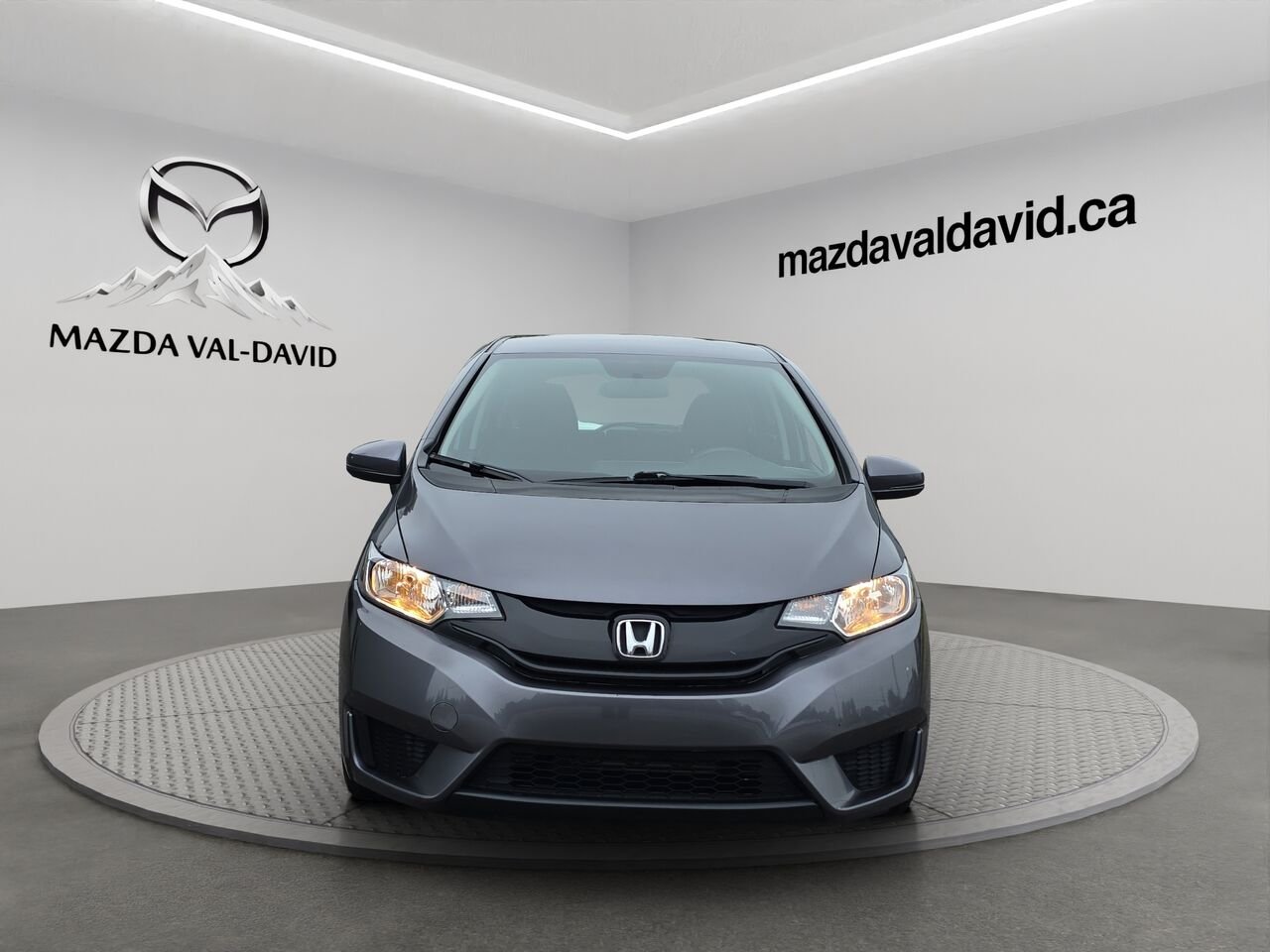 2016 Honda Fit LX à hayon 5 portes CVT, caméra de recul, sièges chauffant, commande audio au volant Grey Val-David - photo #2
