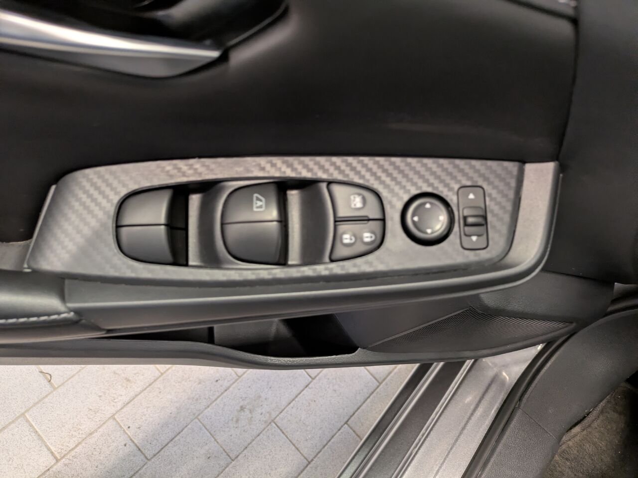 Nissan Sentra 2025 Gris Gatineau - photo #4
