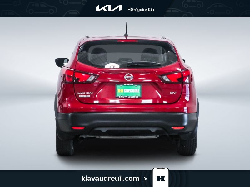 2017 Nissan Qashqai Red Laval - photo #5