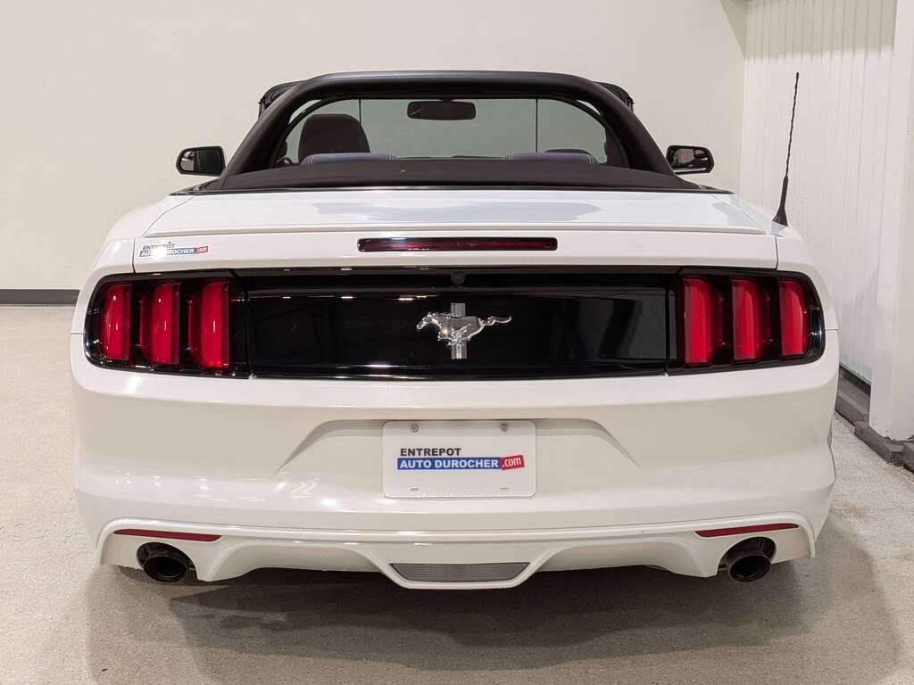 2015 Ford Mustang 2dr Conv V6 White Val-David - photo #6