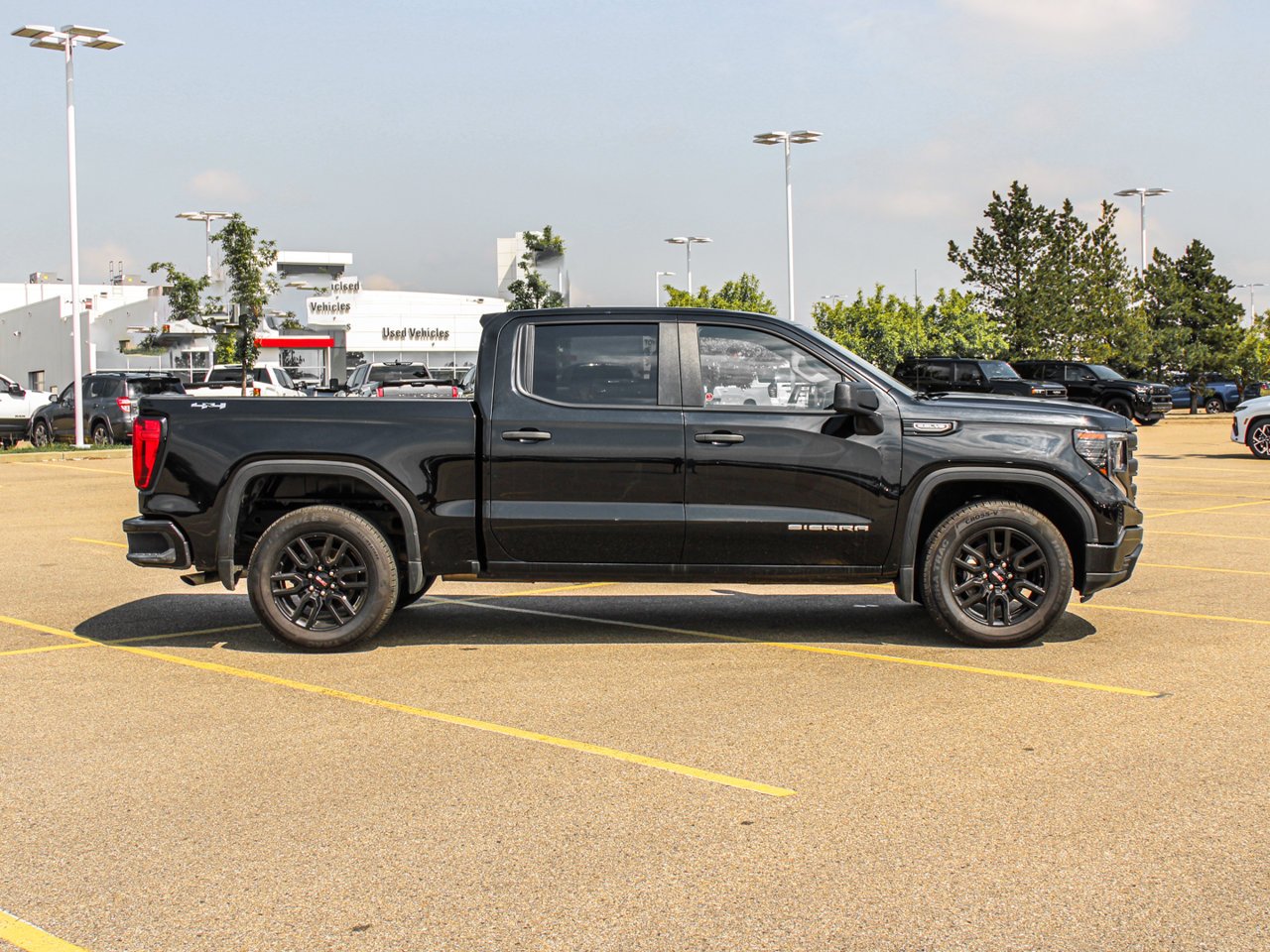 2024 GMC Sierra 1500 4WD Crew Cab 147 Pro Black Sherwood Park - photo #9