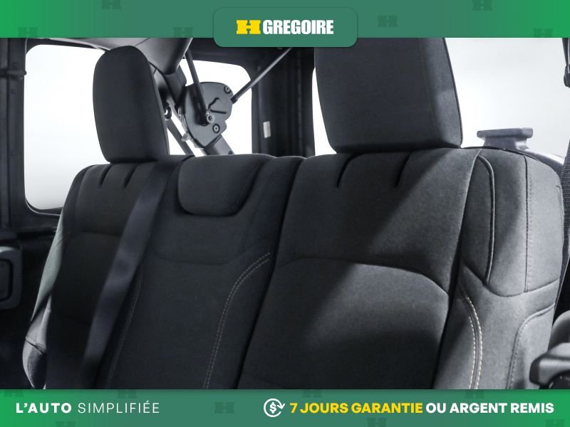 2024 Jeep Wrangler Black Saint-Eustache - photo #21