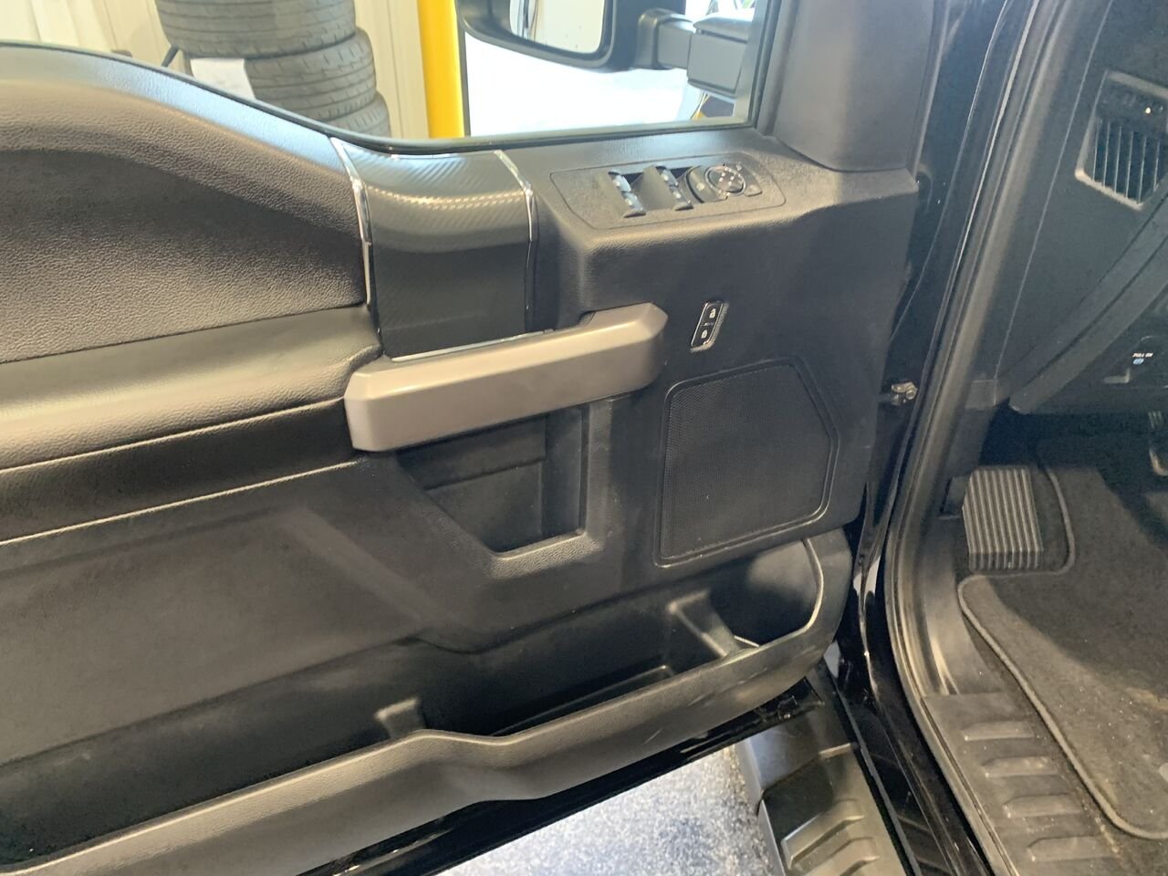 Ford F-150 XLT, SPORT, 302A, 2.7L, NAV, 145 WB 2019 Noir Châteauguay - photo #24