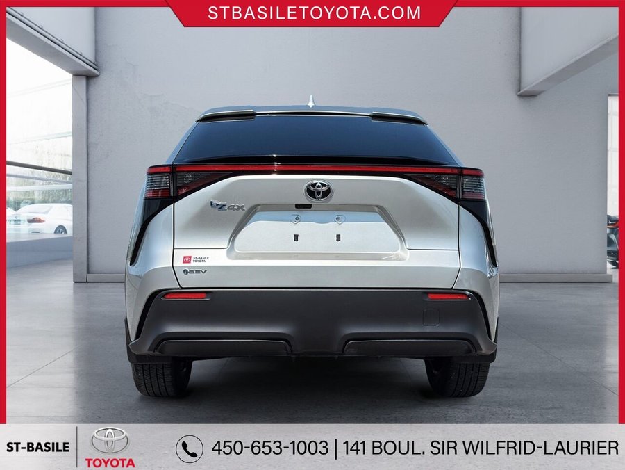 2024 Toyota BZ4X 2024 Silver