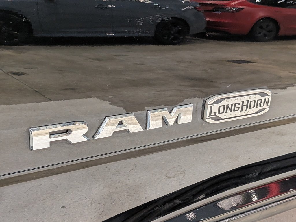 2021 Ram 2500 Limited Longhorn 4x4 Crew Cab 6'4" Box Black Val-David - photo #38