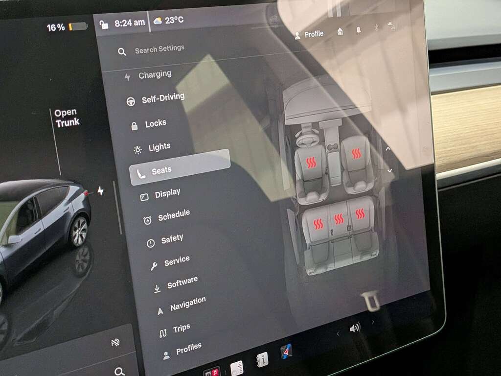 2023 Tesla Model Y RWD Grey Val-David - photo #25