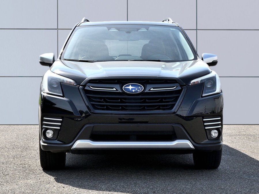 2024 Subaru Forester Premier Black