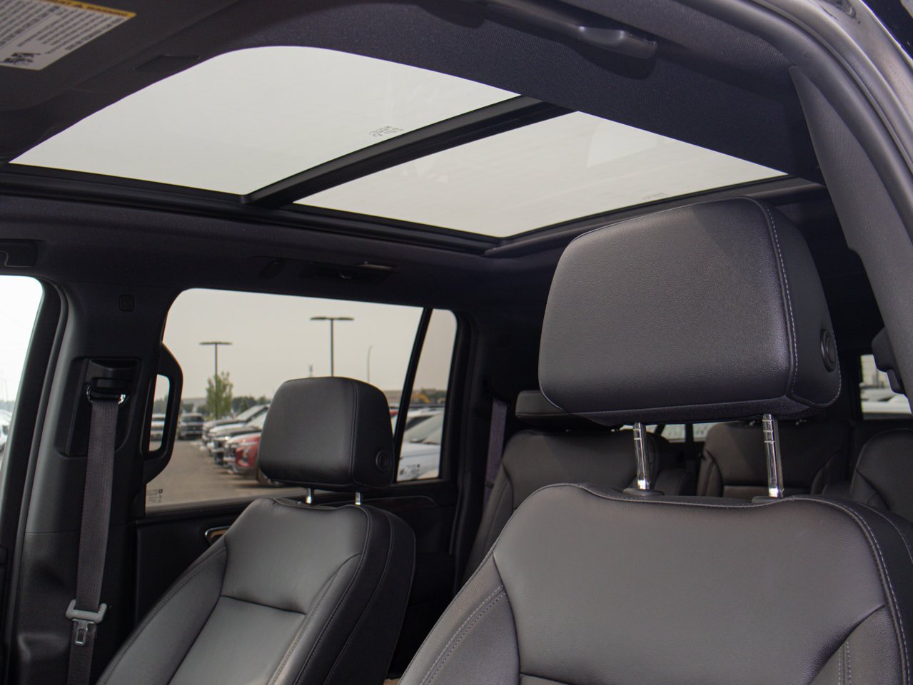 2023 Chevrolet Suburban 4WD 4dr LT Black Sherwood Park - photo #19