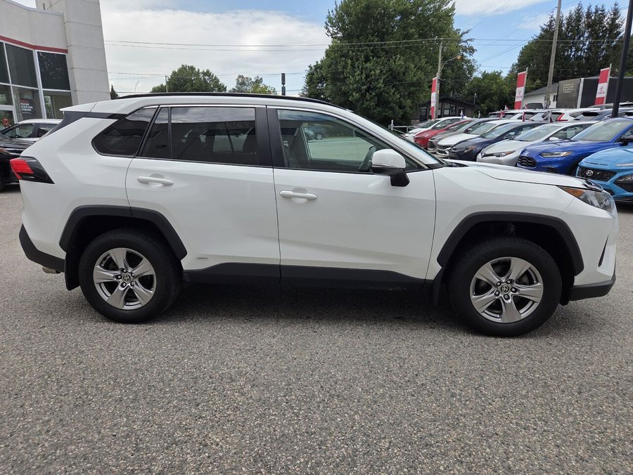 2022 Toyota RAV4 2022 White