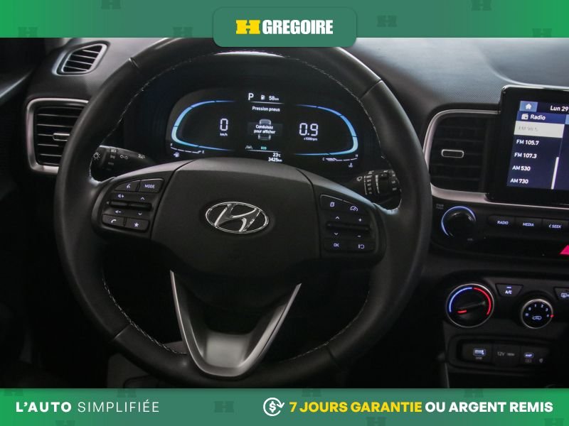 2026 Hyundai Venue White Saint-Eustache - photo #18