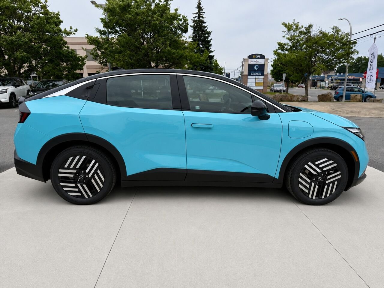 2026 NISSAN LEAF LEAF SV+ Turquoise Blue/Black Châteauguay - photo #5