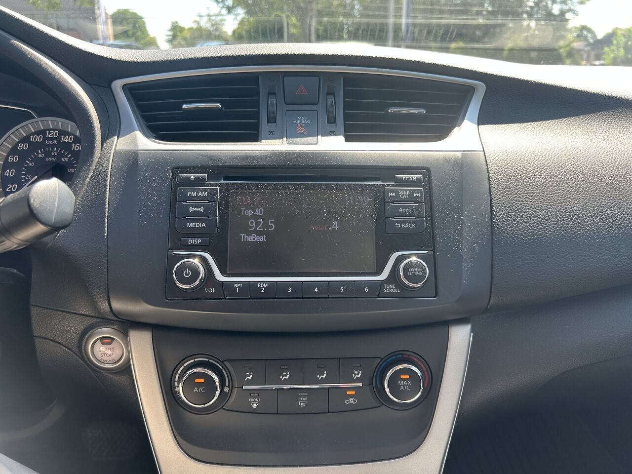 Nissan Sentra SV 2015 Noir Châteauguay - photo #14