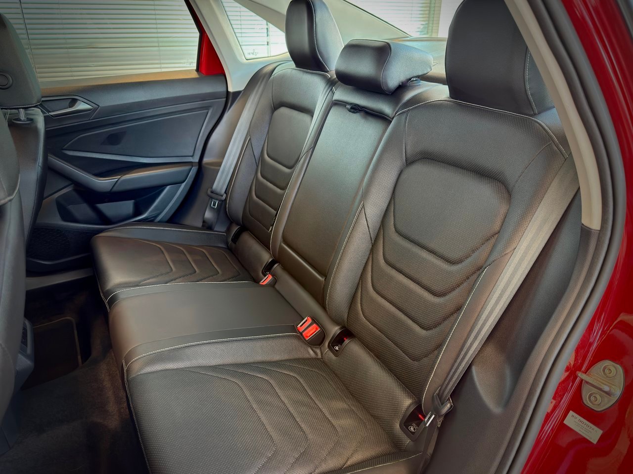 2024 Volkswagen Jetta Red Notre-Dame-des-Prairies - photo #15