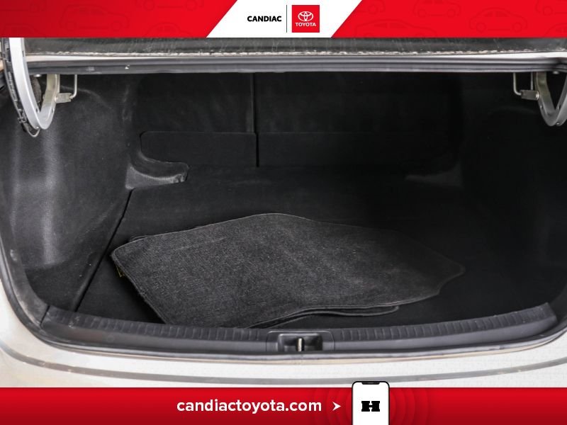 2022 Toyota Corolla Silver Laval - photo #33
