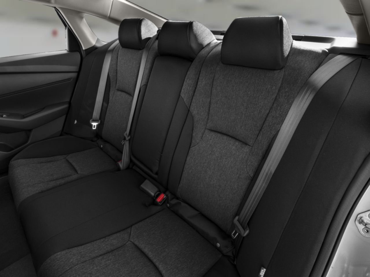 Honda Berline Accord SE CVT 2025 Argent reflet solaire métallisé Lévis - photo #4