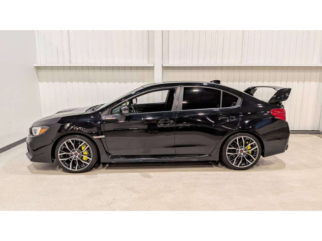 Subaru WRX STI Sport-tech Manual w/Wing Spoiler 2019 Noir Val-David - photo #4