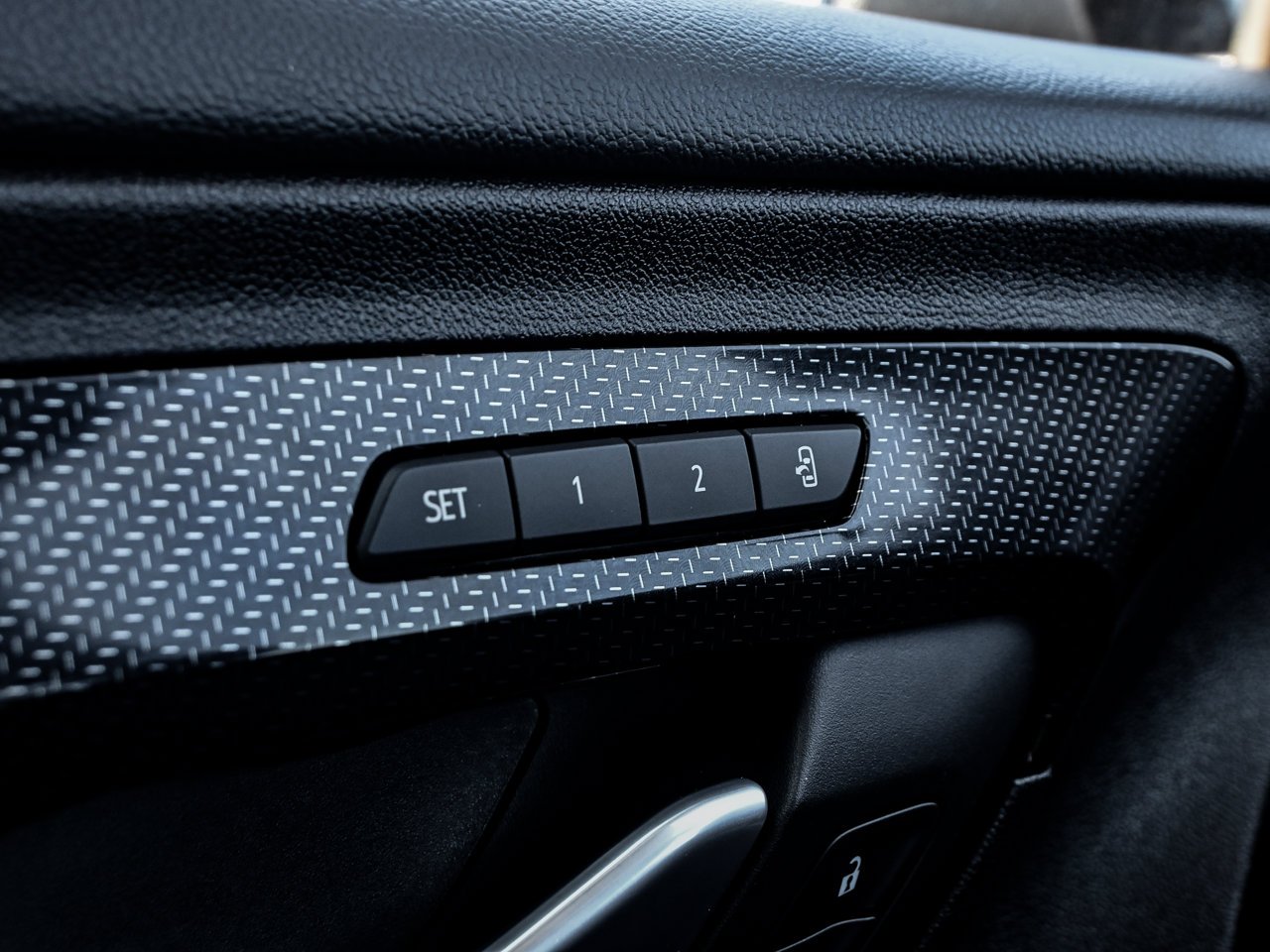 2022 GMC Terrain AWD 4dr AT4 Black Sherwood Park - photo #19
