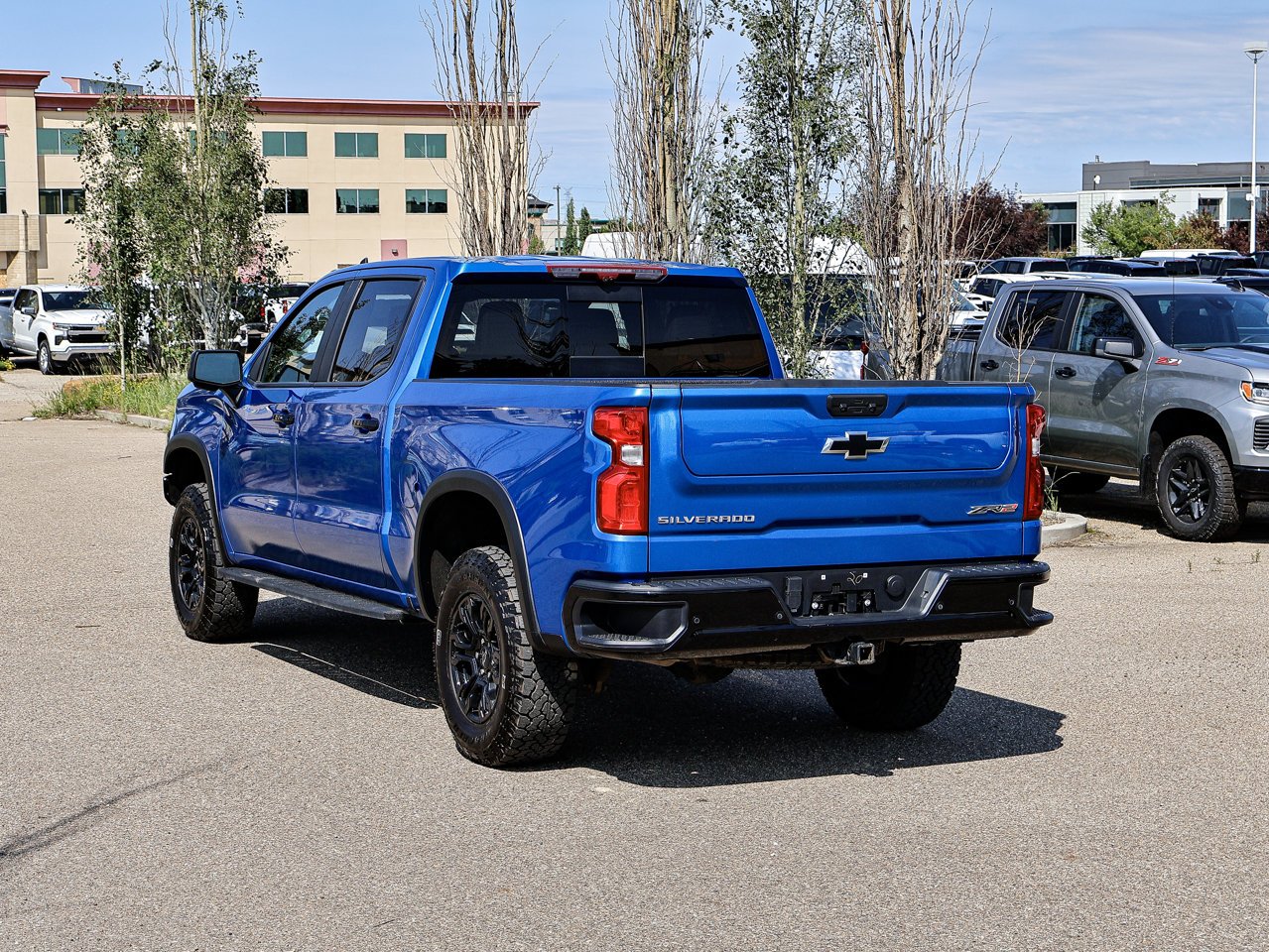 2022 Chevrolet Silverado 1500 4WD Crew Cab 147 ZR2 Blue Sherwood Park - photo #10