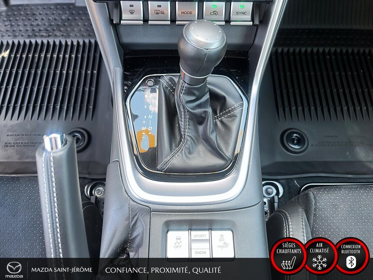 2025 Toyota GR86 Premium | AUTOMATIQUE | CLEAN CARFAX Grey Saint-Jérôme - photo #18