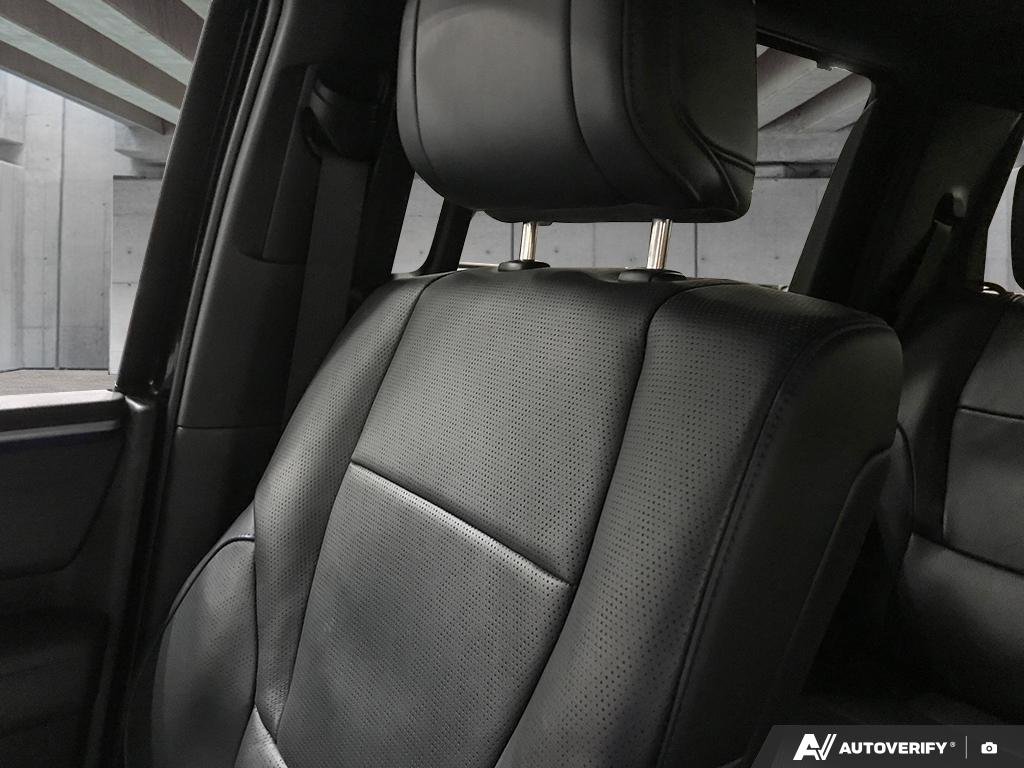 2024 Toyota Tundra 2600913A | Platinum Hybrid Midnight Black Metallic Edmonton - photo #18