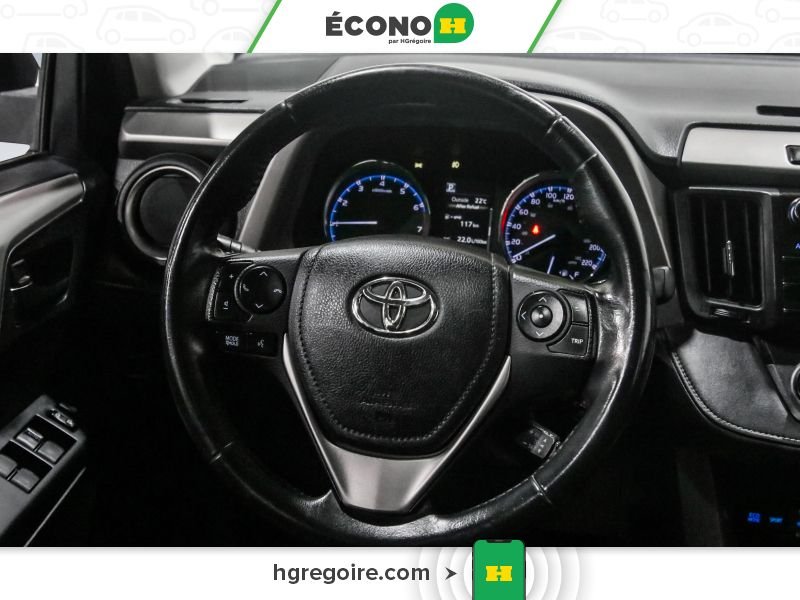 2016 Toyota Rav 4 mauve Saint-Eustache - photo #15