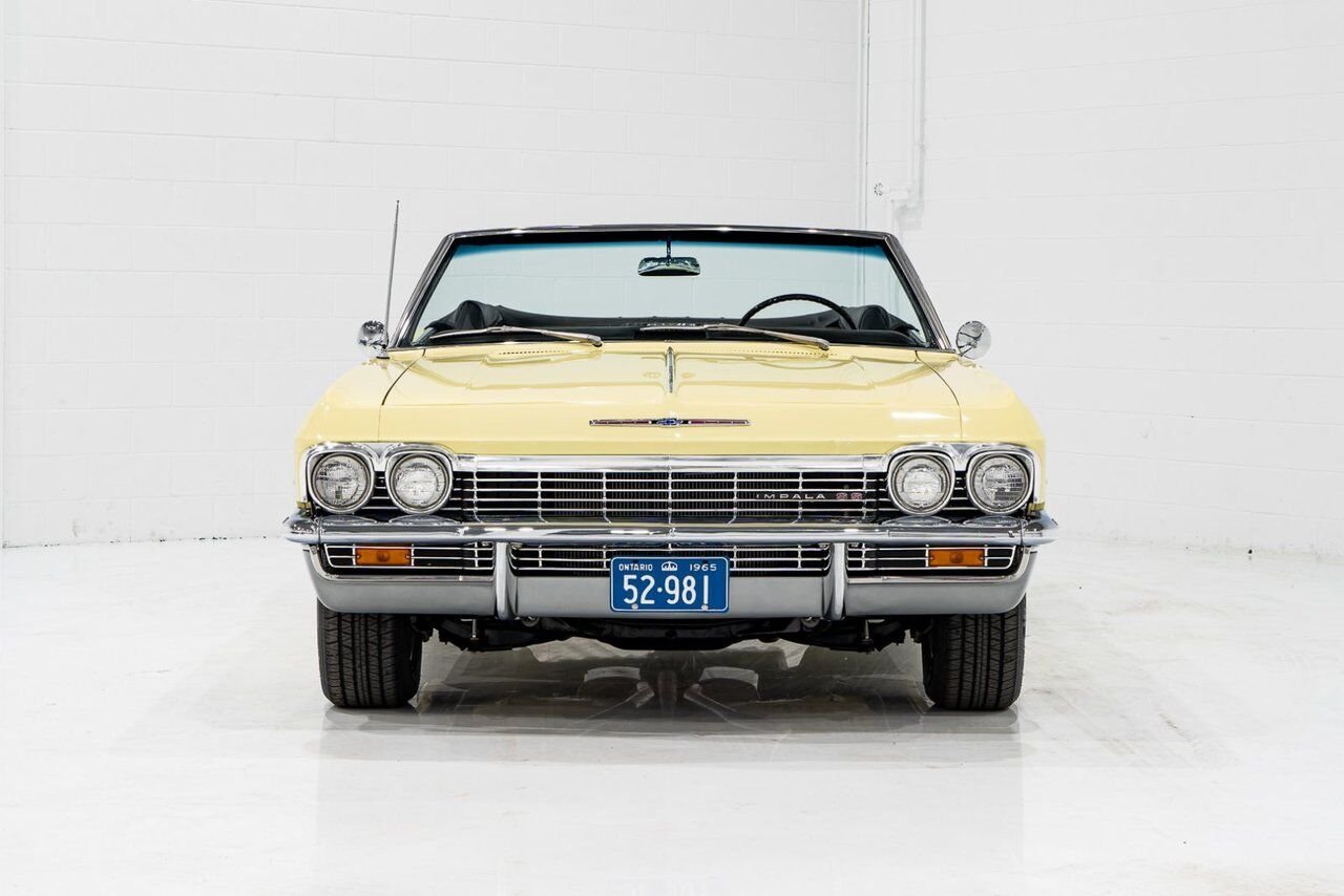 1965 Chevrolet Impala SS *PRIX EN USD* 396/325HP 4spd frame off restoration Yellow Montreal - photo #59