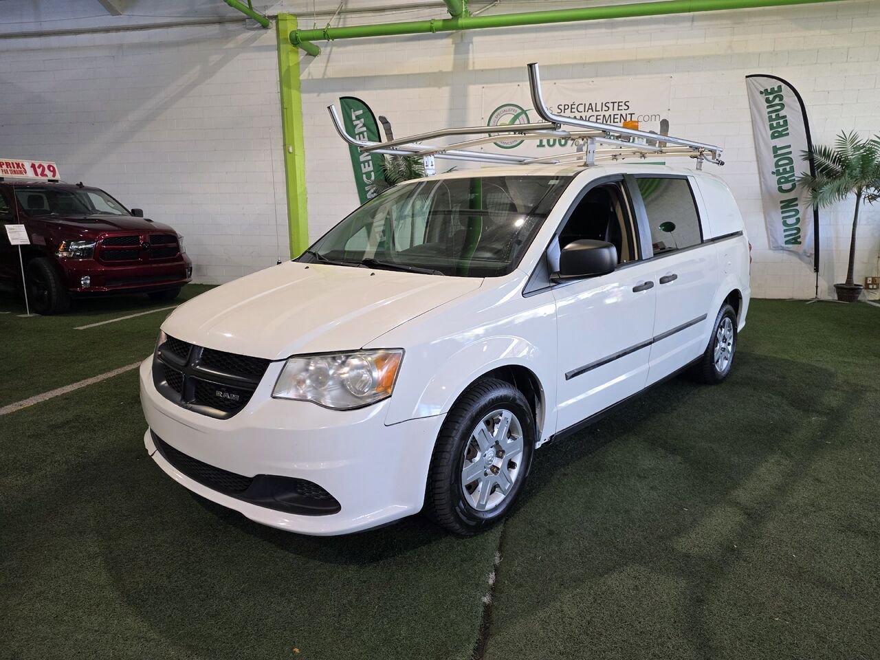 Ram Cargo Van 2013 Blanc Longueuil, - photo #1