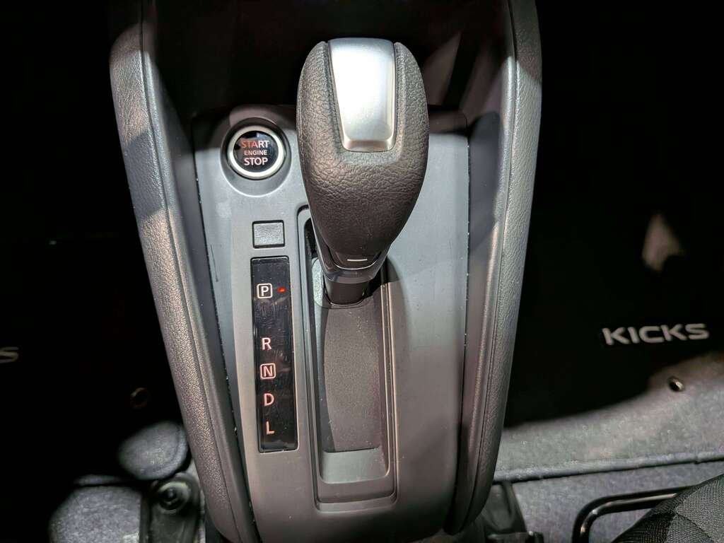 Nissan Kicks 2024 Noir Val-David - photo #27