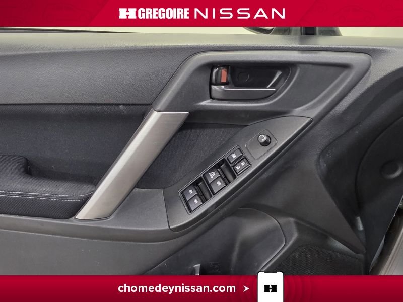 Subaru Forester CA7240 | Manuelle * Bluetooth * Bancs Chauffants * 2015 Argent Laval - photo #12
