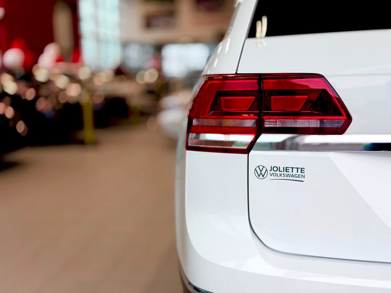 2018 Volkswagen Atlas White Notre-Dame-des-Prairies - photo #11