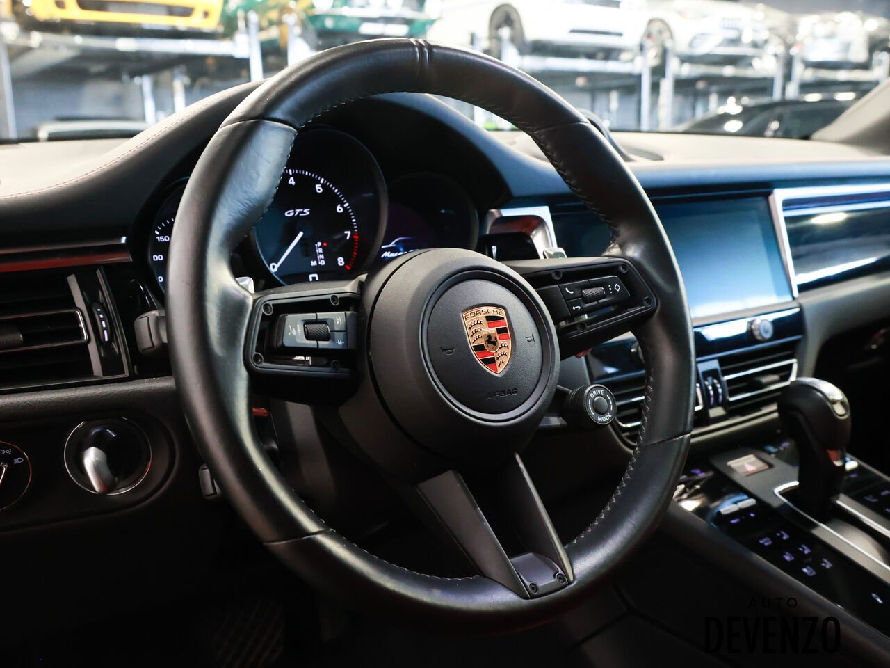 2023 Porsche Macan Black Saint-Eustache - photo #14