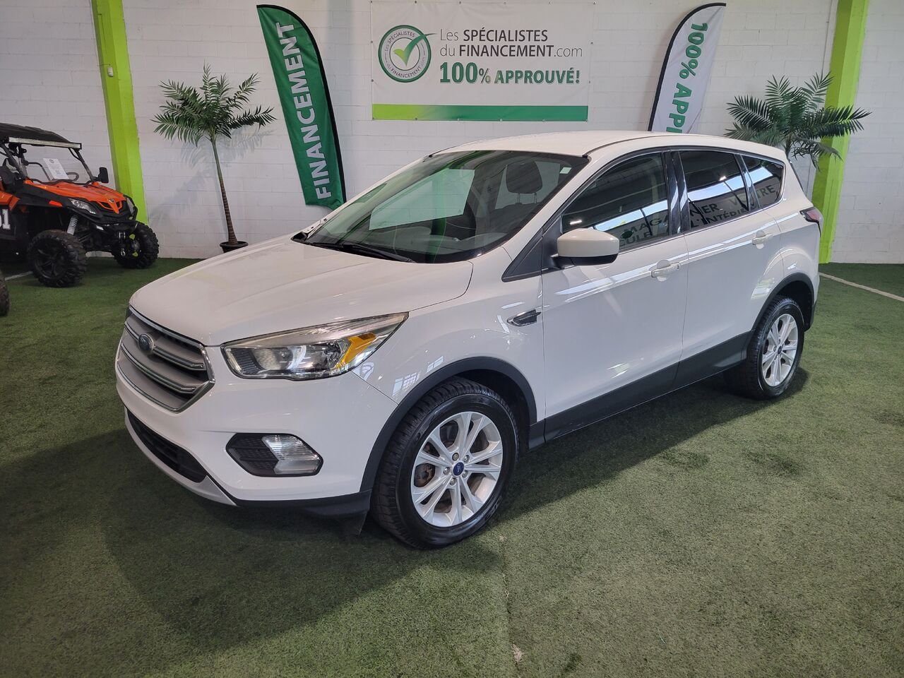 2017 Ford Escape White  - photo #1