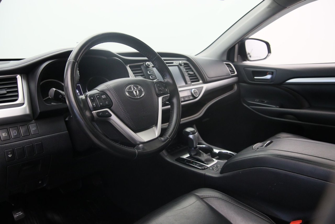 Toyota Highlander NIV 5TDJZRFH7HS514769 2017 Noir Baie-Comeau - photo #6