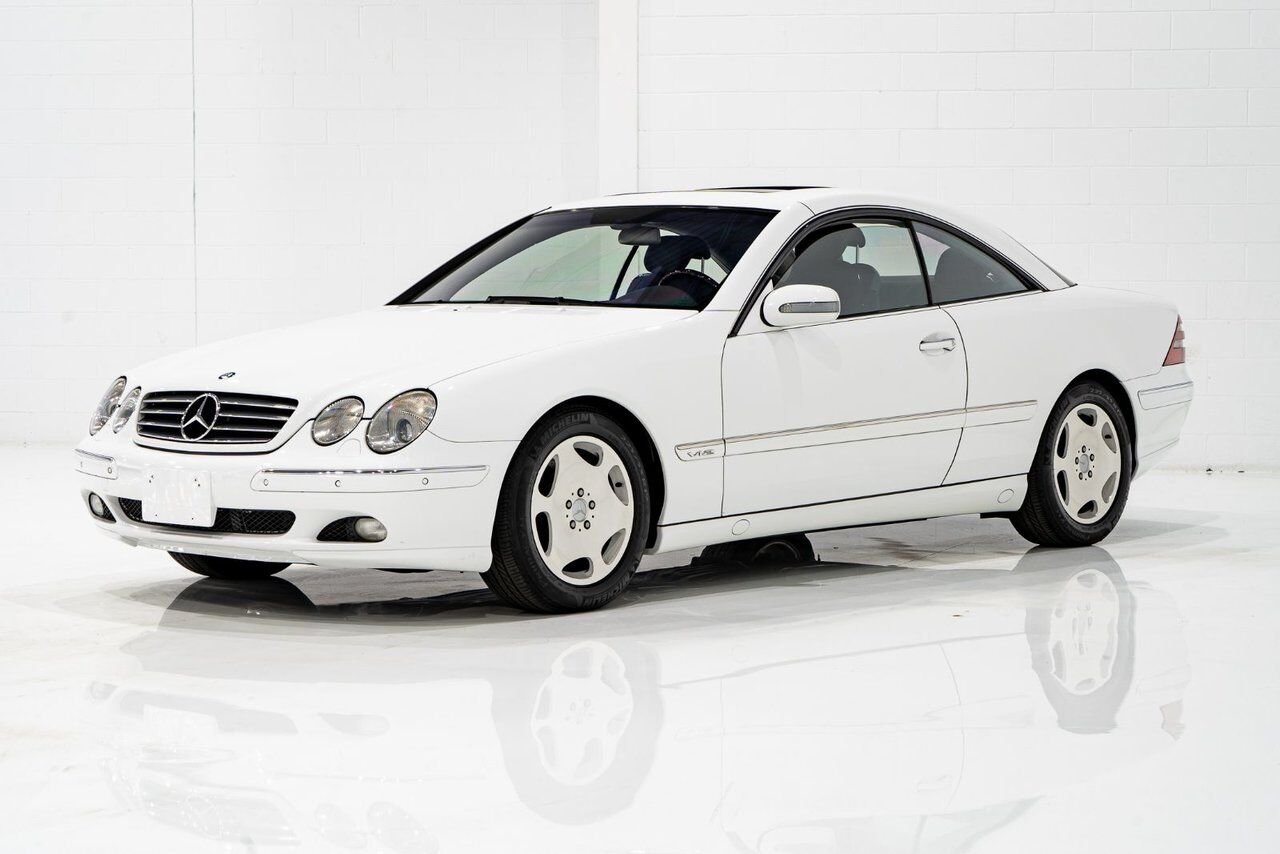 Mercedes-Benz CL600 V12 over $120,000 original MSRP 2001 Blanc Montréal - photo #0