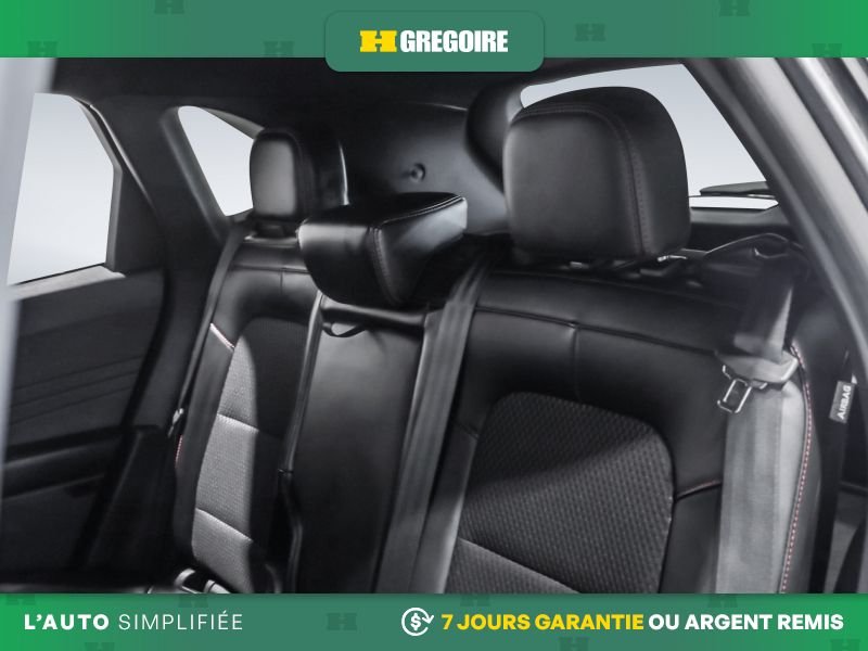 2024 Ford Escape Grey Laval - photo #23