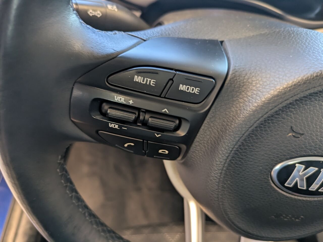 Kia Rio 5 portes 2019 Bleu Gatineau - photo #6