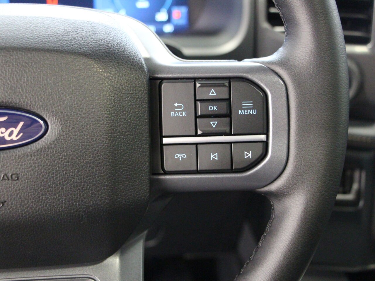 Ford F-150 Lightning LARIAT F150 LIGHTNING LARIAT 2025 Gris Châteauguay - photo #13