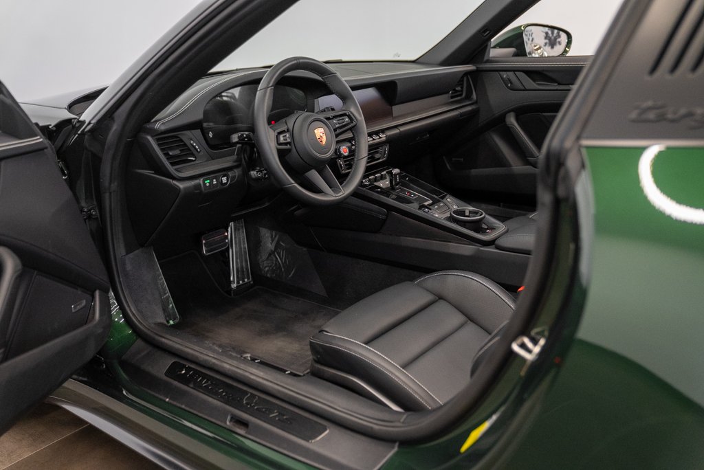Porsche 911 Targa 4 GTS \\ No luxury TAX 2026 Vert Kirkland - photo #19