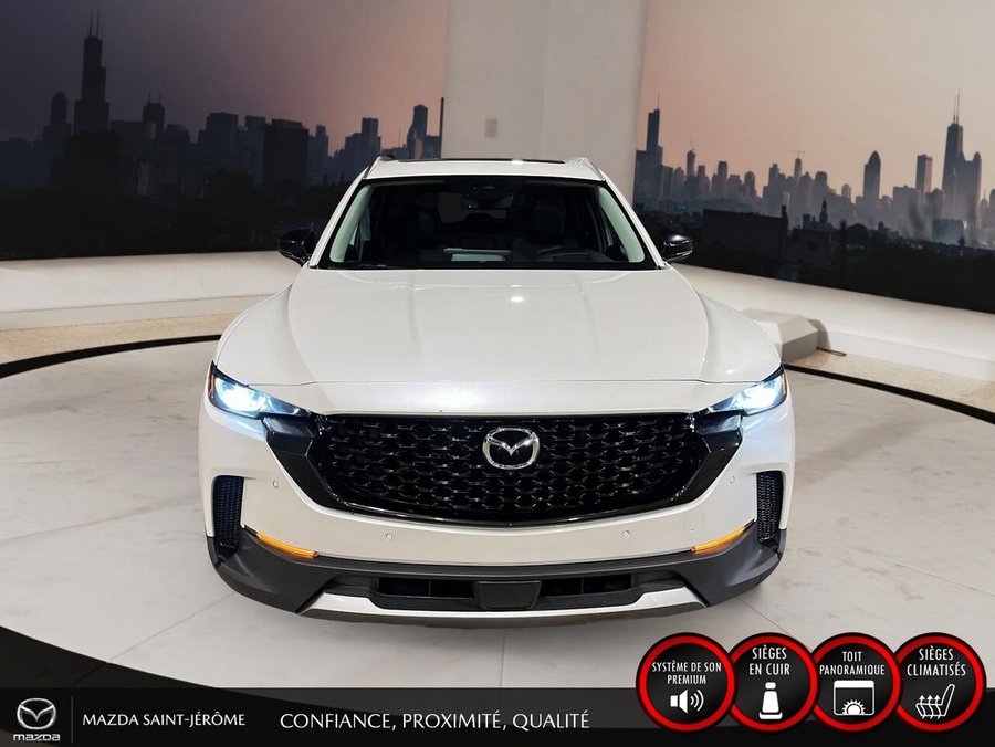 Mazda CX-50 GT avec moteur turbo | TOIT PANORAMIQUE | ENSEMBLE DE REMORQUAGE | CUIR | AWD 2023 Blanc