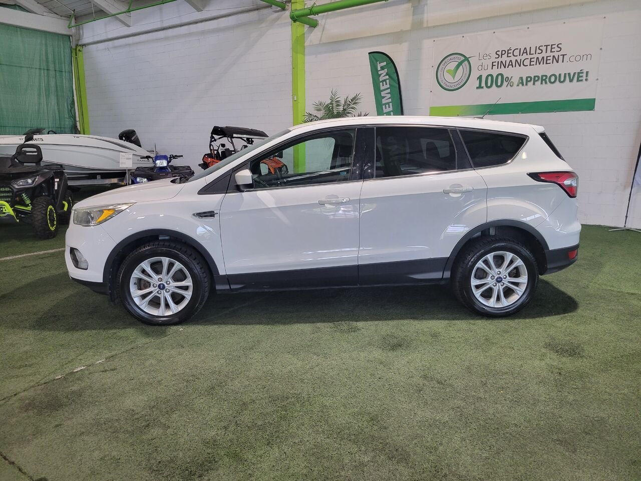 2017 Ford Escape White  - photo #2