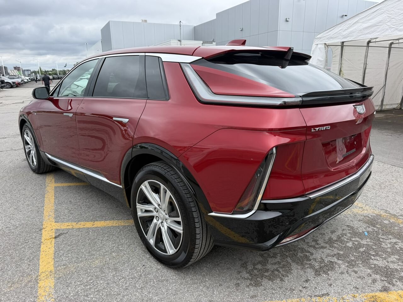 Cadillac LYRIQ Tech FINANCEMENT À PARTIR 0.99% 2024 Rouge Laval - photo #12