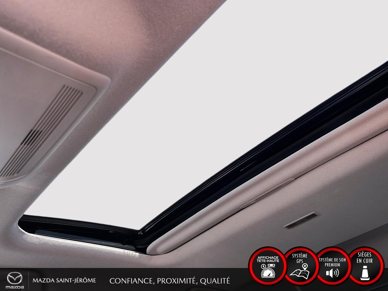 Mazda CX-30 GT | TOIT OUVRANT | CUIR | AWD | 2024 Gris Saint-Jérôme - photo #17