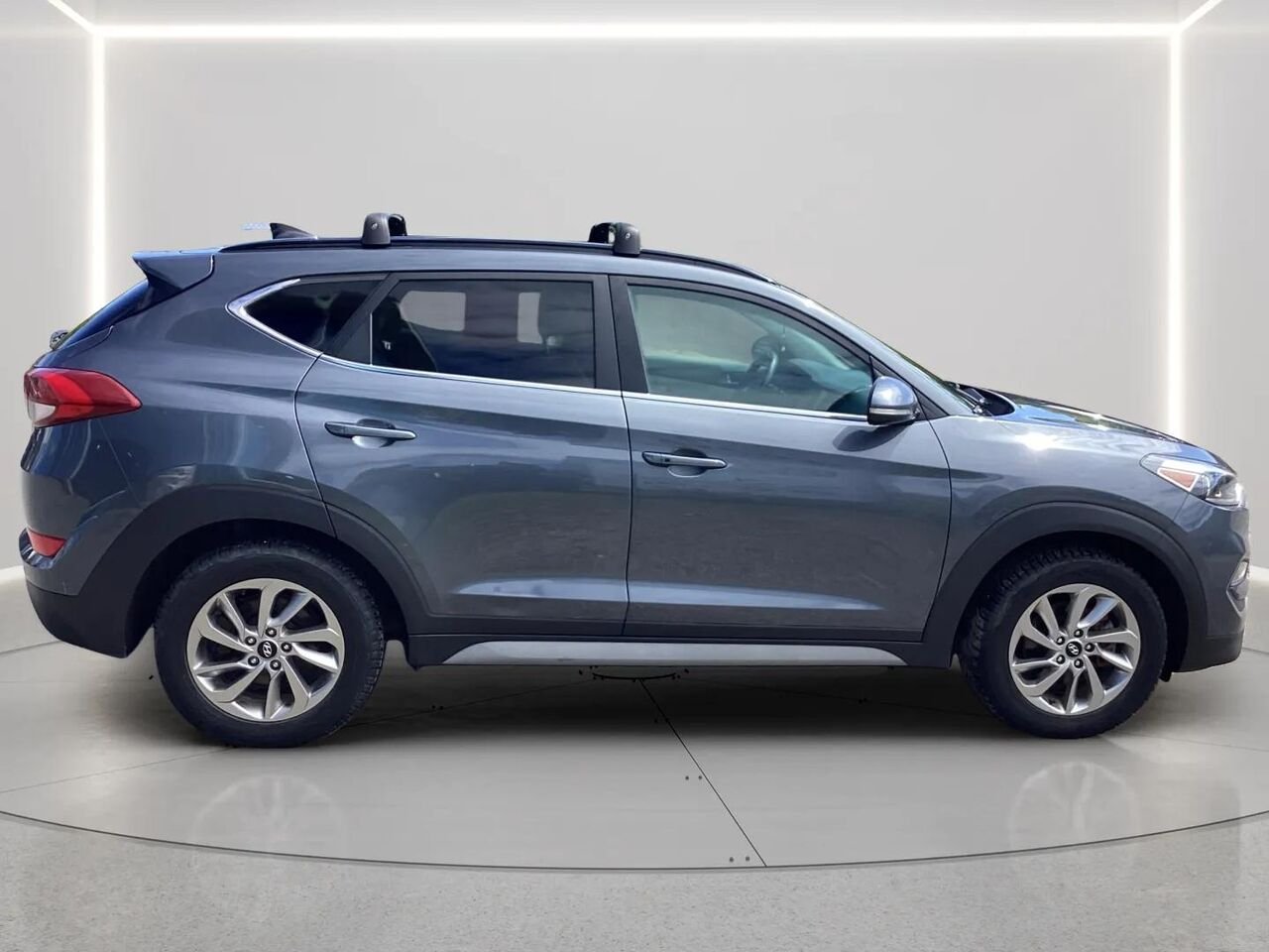 2017 Hyundai Tucson Grey Gatineau - photo #5