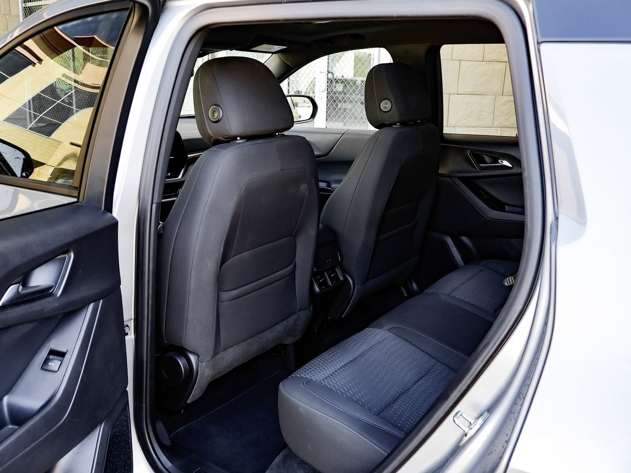 2026 Chevrolet Equinox AWD 4dr LT w/2LT Grey Sherwood Park - photo #25