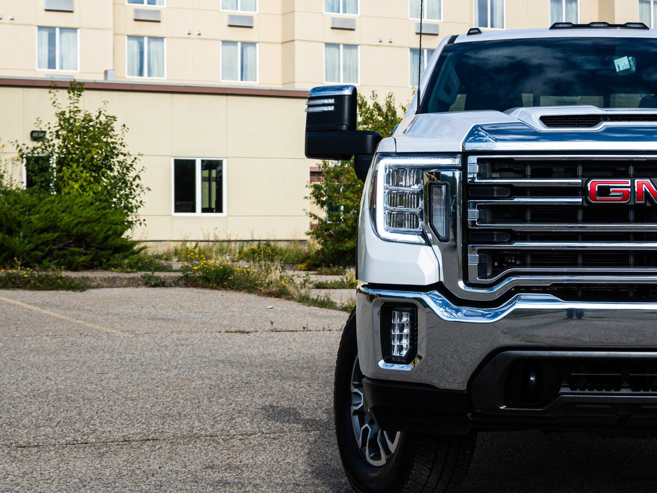 2023 GMC Sierra 3500HD 4WD Crew Cab 159 SLT White Sherwood Park - photo #5